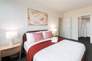 Southside Serenity Pool, Gym & Tennis - 3