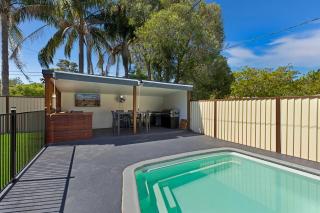 Poolside at Costa - 9