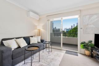 Comfortable Stay with Pool Access - 5