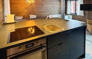 2 Bedroom Awesome Home In Lillehammer - 6