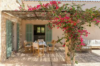 Contemporary Estate Among Vineyards In Mallorca - 8