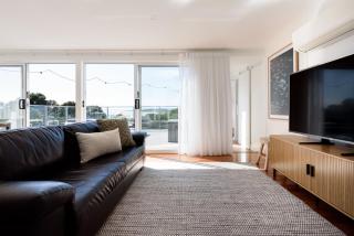 Greens Beach Coastal Shack with Ocean Views - 8