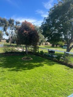Campaspe Valley View 20 acres Farm Stay - 5