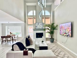 Massive 6BR Home Near Denton, UNT & Lake Fun! - 8
