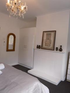 Heritage 1915 Home, Modern Elegance - 9