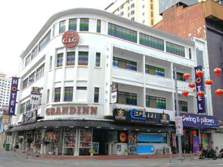 Swing & Pillows - Grand Inn George Town Penang - 5