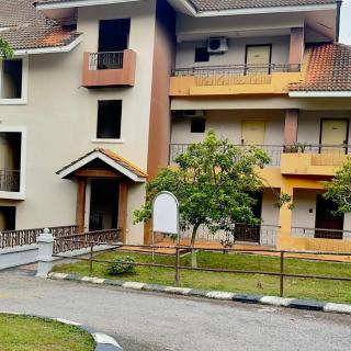 Damai Laut Serene Stay Studio Lumut - 9