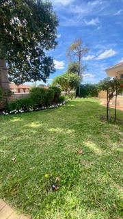 Charming Osborne Park Home - 9