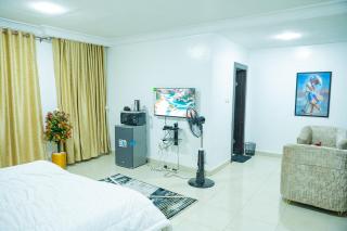 5C Suites - 2