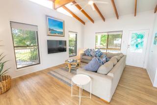 Amity Treetops - Prime Location - Sleeps 7 - 0