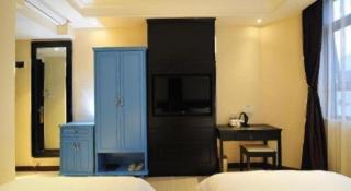 Super 8 Hotel Guiyang Qianling Park Ruijin North Road - 1