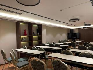 F-TOWN Fangtang Hotel (Shenzhen Longgang Tian'an Digital City Huanggekeng Subway Station) - 1