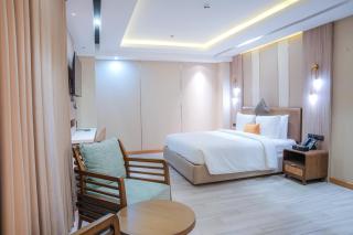 Sunday Belajandro Hotel - 2