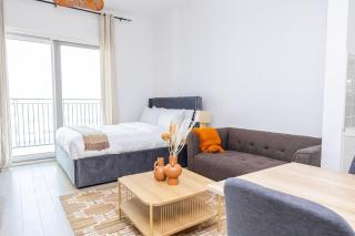 Bloomfields Stu Waterfront Studio Yas - 7