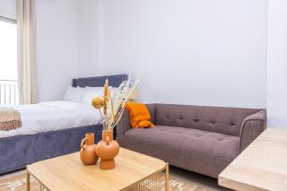 Bloomfields Stu Waterfront Studio Yas - 4