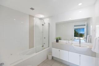 Coast Luxury Apartments 17 - 2