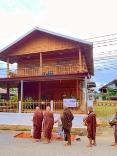 Le Moon Hotel - 2
