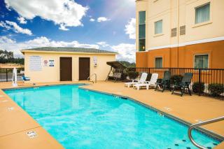 Days Inn & Suites by Wyndham Augusta Near Fort Eisenhower - 9