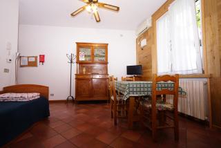 Verano Brianza Guesthouse - 3
