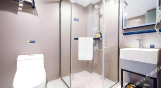 7 Days Inn Xi'an Xijing Hospital Tonghuamen Metro Station - 4