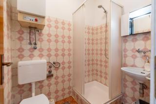 Tinka, Zimmer No 5 - 3