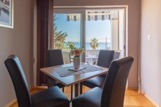 Paradiso, No 1 - Vir - 4