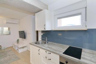 Jakov, No 1 - Nin - 6