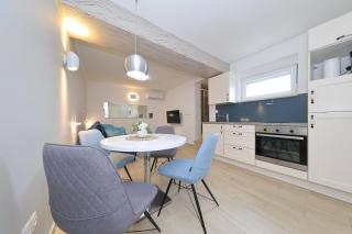 Jakov, No 1 - Nin - 5