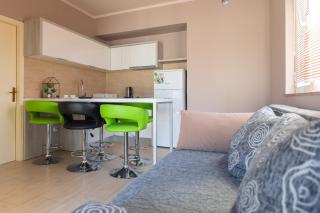 Paradiso, No 7 - Vir - 4