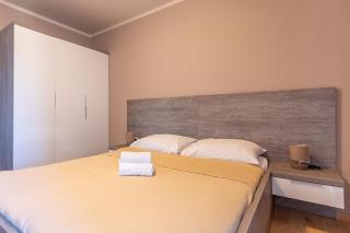 Paradiso, No 4 - Vir - 2