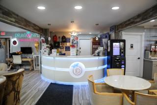 Dragonfly Inn & Suites - 7