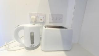 Contemporary One-Bedroom Apartment in Sheffield City Centre - 7