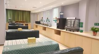 Vatica Zhoukou City Luyi County Zhenyuan Avenue Hotel - Luyi - 4