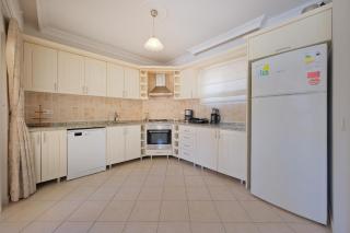 Villa Gul - Private Pool , 10 min Walk Beach - 5