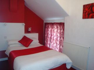 The Sandhurst Hotel - 9