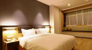 Holiday Inn Express Jinan Exhibition Center By IHG - 3