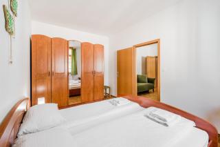 Apartments Rombon Klavdij with Free Onsite Parking - 9