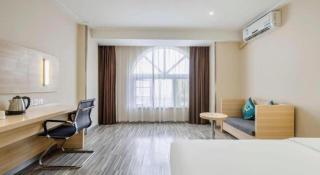 City Comfort Inn Pingxiang South Road Food Street - 1