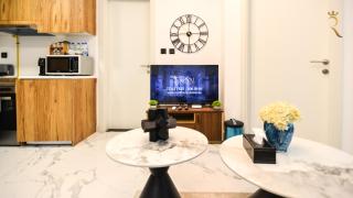 Maryah Vista 1BR Stylish Oasis Retreat - 1