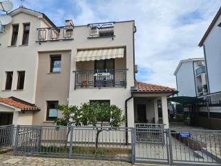 Apartment Dora I - 0