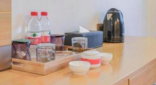 GreenTree Inn Yancheng Jiefang Road Express Hotel - 4