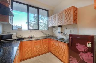 Luxury 2BHK Stay, Valley Views , AC , Parking , Cafe - 2