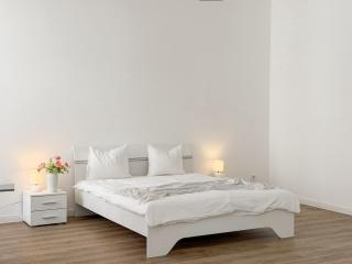 REAL Living by REFA - New Town 411 - 3