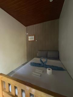 L Cafe Restobar & Lyn's Guest House - 8