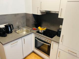 APSTAY City Premium I Parking option I Self Check-in - 2