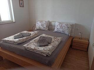 Apartment 1 - 1