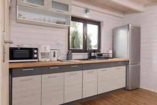 Domek z Ogrodem w Strzeżenicach by Noclegi Renters - 2