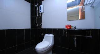 OYO 115 Hotel Safari 1 - 9