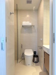 1B Apartment at SkyPark Laguna - 1