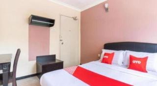 OYO 89844 Green Villa Hotel - Nilai - 3